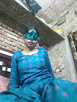 [21 Dec 13:52] Private Show – video modela na kameri Mahi-Aman