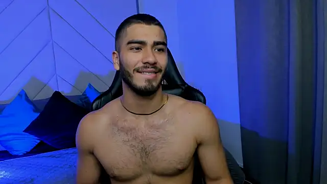 Sexy show dance and cum very hot. - video oleh model kamera Franco_banderas