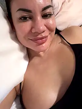 Pussy fingern in doggy position💦 - video oleh model kamera AsianDreamx