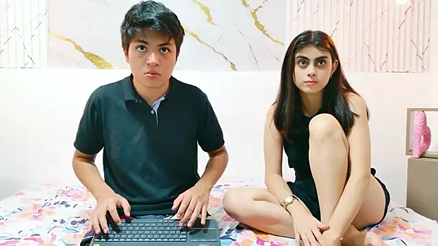 Sexy fuck and pussy touching - فيديو من NatyAndAlex موديل الكام