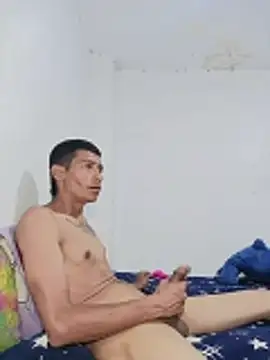 [23 Feb 22:46] Private Show - vidéo du modèle de showcams valenpaisita2123