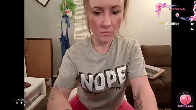 Xmas 2025 Private Show finger pussy rose toy/dildo/cum - video van alluringpixie cam-model