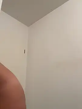[25 Aug 22:54] Private Show