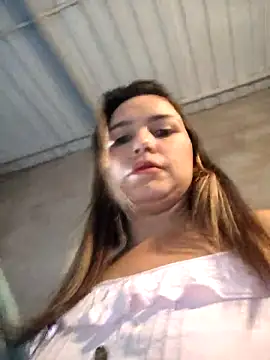 A little gift for you 🎁 🔥 😍 - Vídeo de Charlott_smi, modelo de vídeos