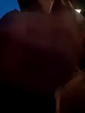 [10 Dec 07:31] Public Show - vidéo du modèle de showcams lewis24668