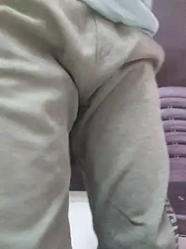 [4 Apr 22:01] Private Show - video av rahuloves cam-modell