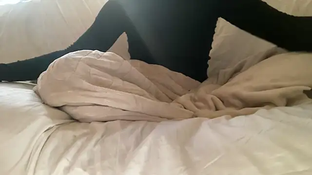 squirt show!!! - video 18yoteenvirgin kameramallilta