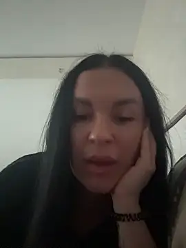 [1 Jan 16:31] Private Show – video od webkamerové modelky MeganBlueq