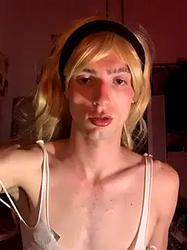 [10 Dec 01:17] Public Show - video by Alayafatttt cam model