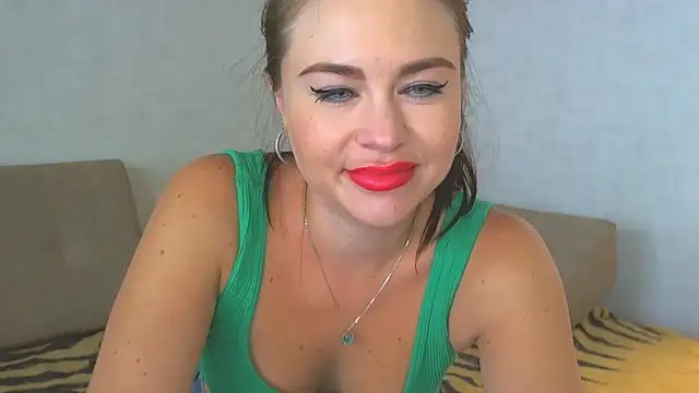 Fuck me in leather jacket! - video by ArianaxSky cam model