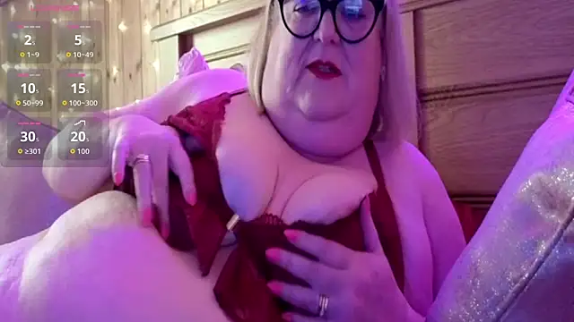 [1 Mar 12:33] Private Show - video by Curvy-Irish-CrystalX cam model