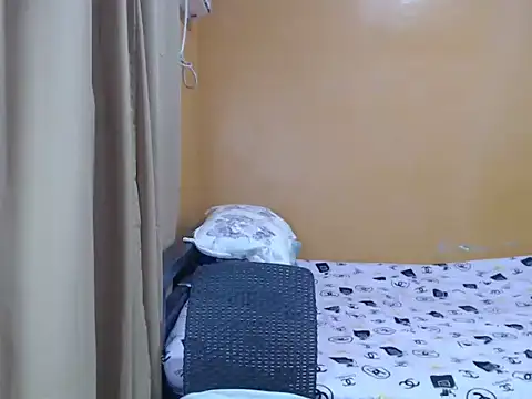 MILKY Cumshow - video của người mẫu cam ur_hotsexymaria