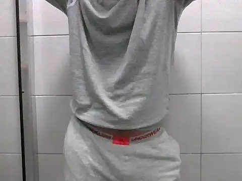 [22 Dec 22:00] Public Show - video by sweetpinoy2027 cam model