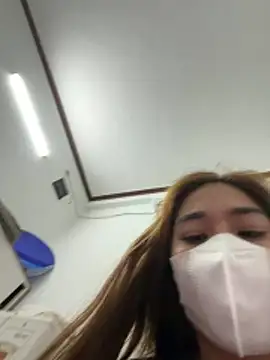 [20 May 21:42] Private Show