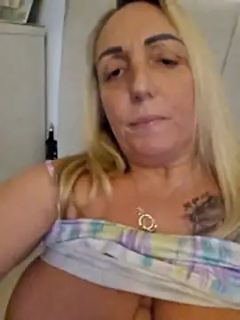 Pussy play - theblondecocklover 캠 모델의 동영상