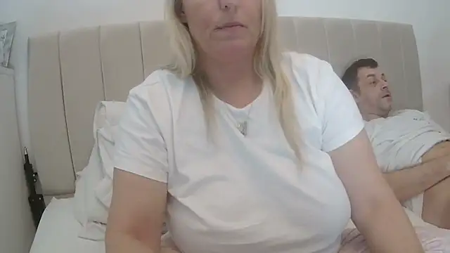 Sucking - theblondecocklover 캠 모델의 동영상