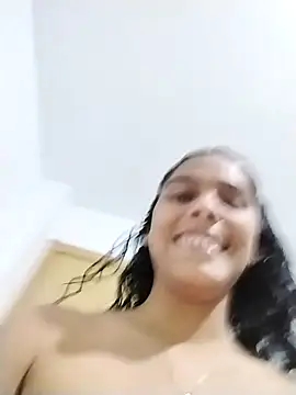 🍑💦🔥Delicious! 💦 – видео вебкам-модели Emily_hot26