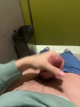 Public wc cumshot 5 - video by SXkinkyturk cam model
