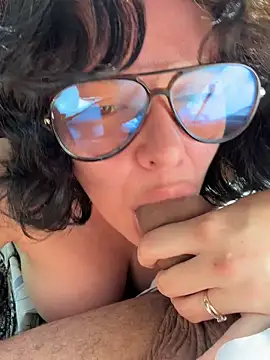 Hot Joni 🚗 - video by mangolini_parrocini cam model