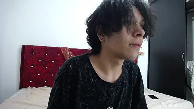 look at my sexy body - video by Demon_Sam_ cam model