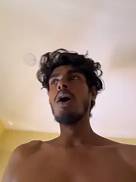 Greatest Show of all Time - clip cu GunSlay model videochat