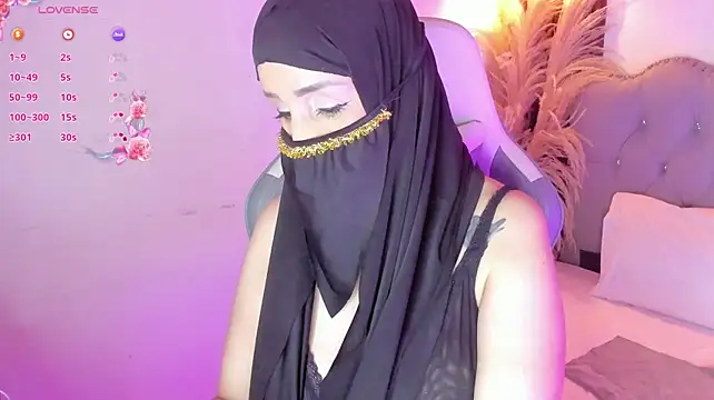 lush fun 🔥 arab girl