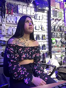 He unbuttoned my pants and played with my pussy in a motorcycle workshop