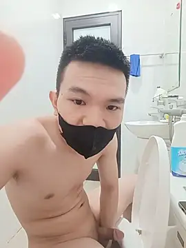 [28 Apr 06:25] Public Show－カメラキャストのk-u-rの動画