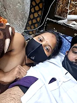 [26 Dec 22:19] Public Show - video by Radhacpl9528 cam model