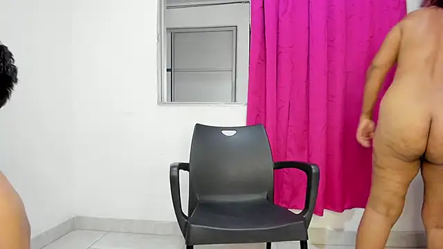 Great video of Vicky getting a blowjob, lots of saliva, and hard sex.