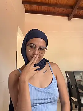 Play with my tits and pussy - video by DalilaX1 cam model