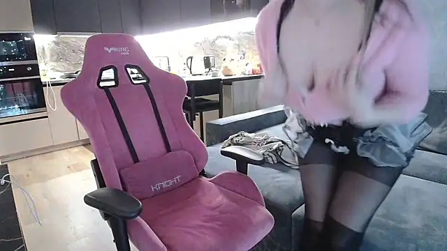 [10 Jan 04:39] Private Show (jerking pussy) – video af Nika_Insomnia cam-model