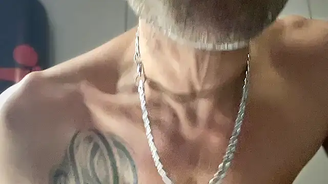 e via di masturbazione... - video di JSYMON modella di cam