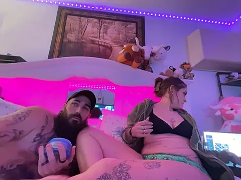 My first squirt!! - vidéo du modèle de showcams aria_lee1987