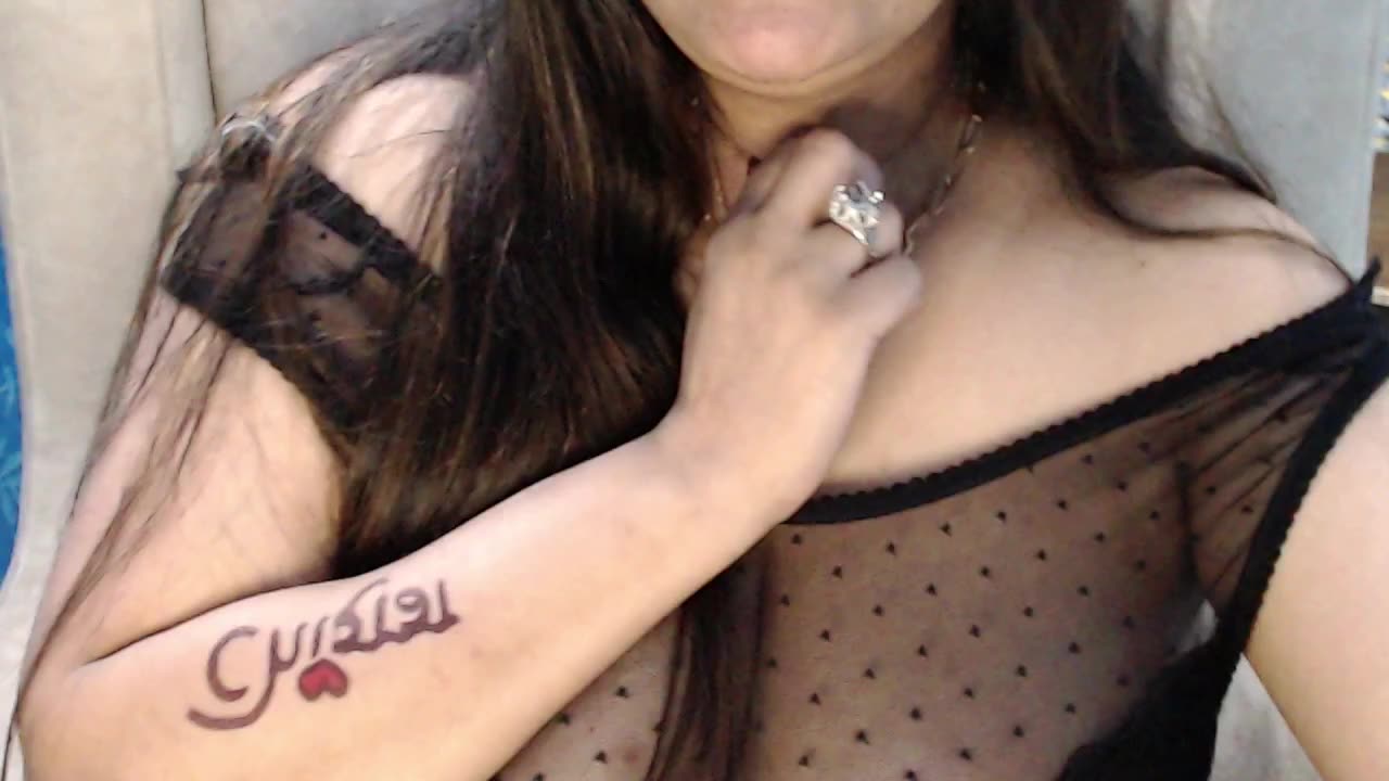 [11 Oct 03:04] Private Show – видео вебкам-модели Hell_queen786