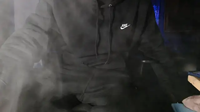 Gettin Cloudy - vidéo du modèle de showcams EspanolVato