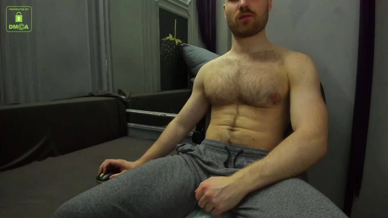 [19 Apr 19:03] Private Show - video av LorenzoLux cam model