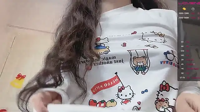 骚姐姐勾引弟弟 - sunny-ly adlı kamera modelinin videosu