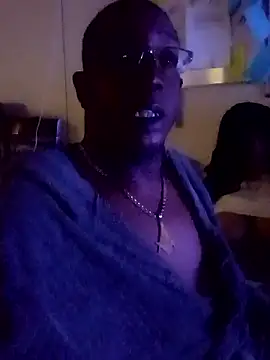 [9 Jan 06:28] Private Show - vidéo du modèle de showcams B4KINC