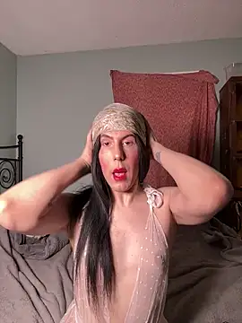 [15 Apr 22:05] Public Show - video by thedolllee25