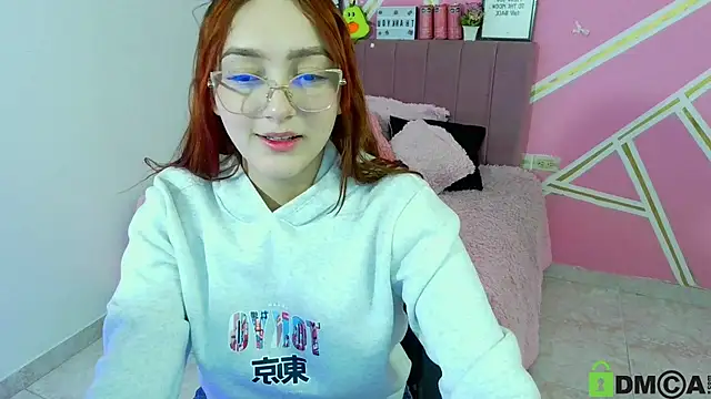 ᴅᴏ ʏᴏᴜ ʟɪᴋᴇ ᴍʏ ᴘᴜꜱꜱʏ ɪɴ ᴄʟᴏꜱᴇ-ᴜᴘ? 😈 - clip cu Natasha_Romanof18 model videochat