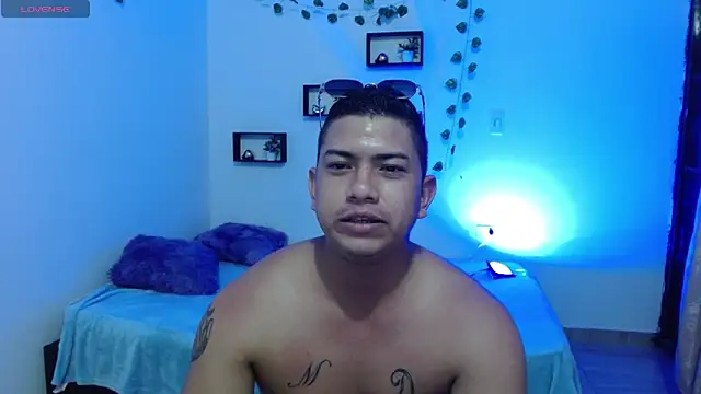 [11 Jan 03:52] Private Show - video by MaxSteel155 cam model