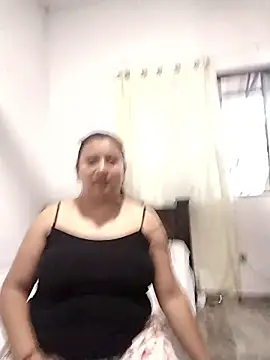 blow job and sex– SexyandnaughtyLatinos kameramodell videója