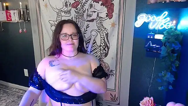 [24 Mar 15:59] Private Show~Mommy talking dirty~ - 視頻由 HazeyViolet333 主播提供