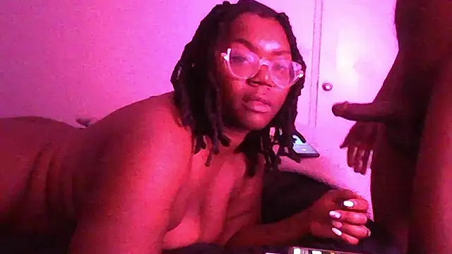 Watch me give him some head - video by BrownSugarHayes cam model