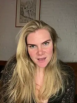 Fuck me hard baby - video by SexyBlondJoanna cam model