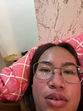 [24 Feb 07:16] Private Show - video của người mẫu cam Ponthip