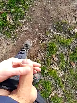 Extérieur au milieu dans chemin