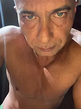 [6 Mar 00:34] Spy Show－カメラキャストのdogfrotaの動画