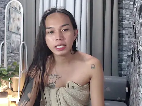 SURPRISED CUMSHOW - LOVELYMAYUMIE 的视频